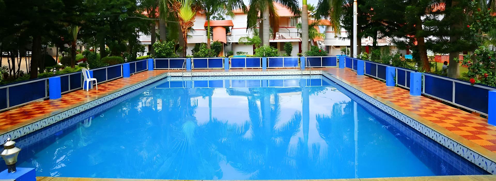 O Nila Resort Swimming Pool